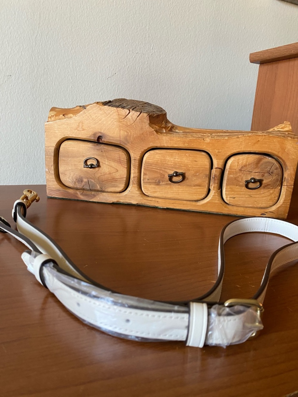 Coach Replacement Strap - Picture 5 of 5